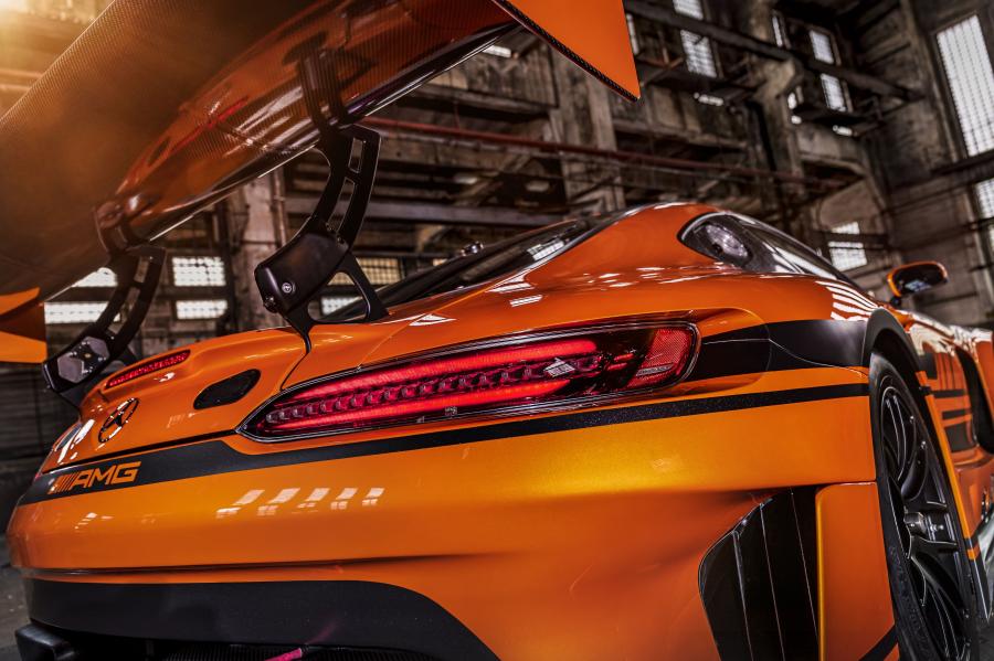 Детали экстерьера Mercedes-AMG GT3 (C190) 2019 года  (фото 6 из 12)